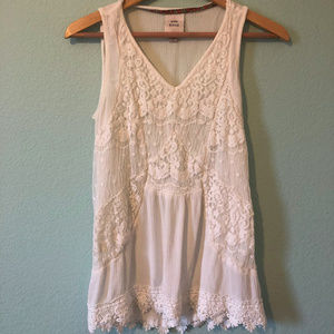 Knox Rose White Lace Tank Top